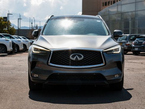 Used 2019 INFINITI QX50 Essential w/ Proactive Package AWD/4WD image 2