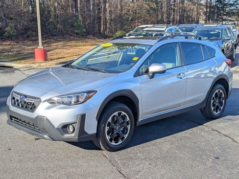 Used 2023 Subaru Crosstrek 2.0i Premium w/ Popular Package #3 image 3
