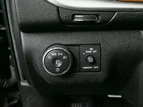 Used 2014 Chevrolet Traverse LT w/ All-Star Edition image 29