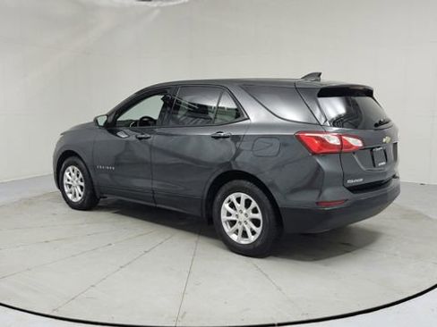 Certified 2019 Chevrolet Equinox LS w/ LS Convenience Package image 3