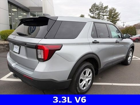 Used 2025 Ford Explorer 4WD Police Interceptor image 7
