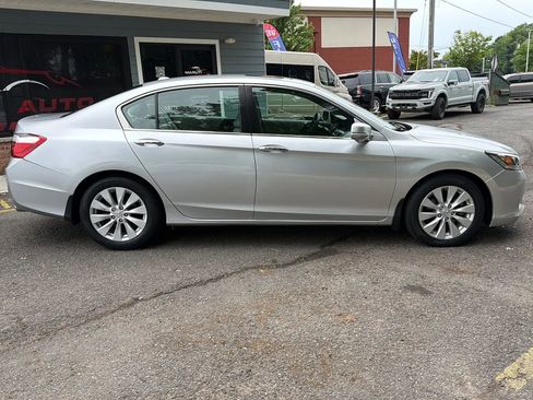 Used 2015 Honda Accord EX-L image 4