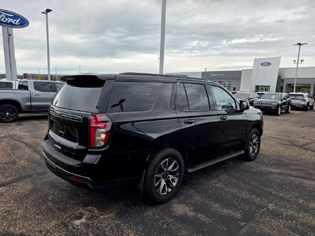 Used 2024 Chevrolet Tahoe Z71 w/ Luxury Package AWD/4WD image 7
