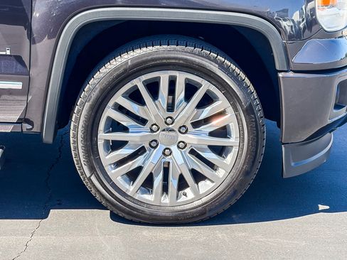 Used 2015 GMC Sierra 1500 Denali AWD/4WD image 9
