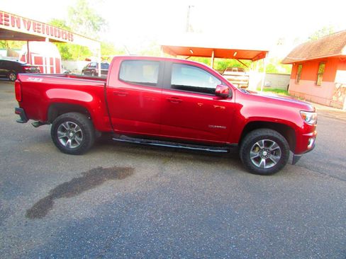 Used 2017 Chevrolet Colorado Z71 image 4