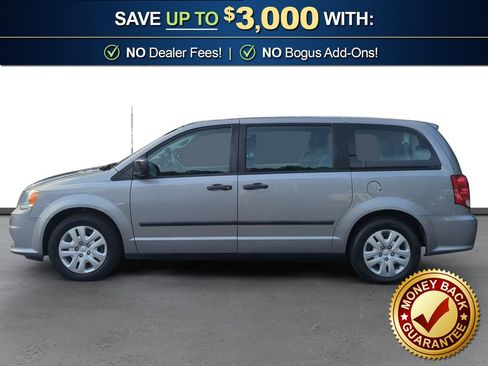 Used 2014 Dodge Grand Caravan American Value Package FWD image 2
