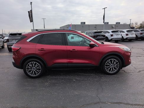 Used 2022 Ford Escape SEL w/ Technology Package image 2