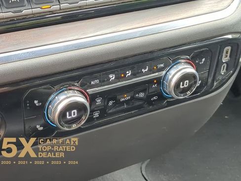 Used 2024 GMC Sierra 1500 SLT image 30