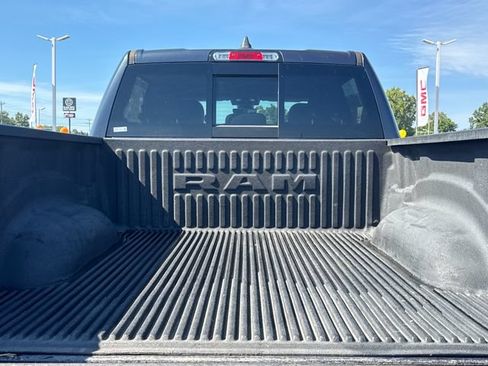 Used 2020 RAM 1500 Big Horn AWD/4WD image 12