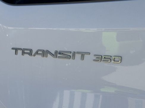 Used 2023 Ford Transit 350 XLT image 9