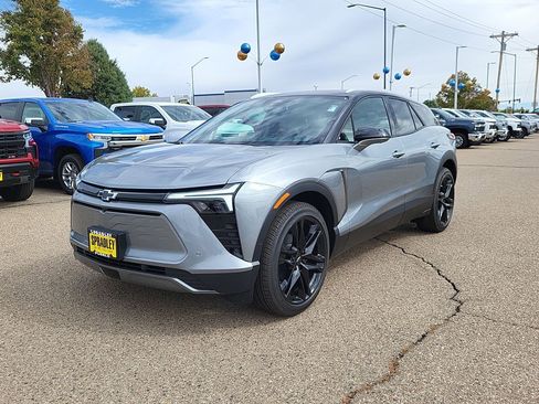 Used 2026 Chevrolet Blazer EV LT w/ LPO, Blackout Package image 4