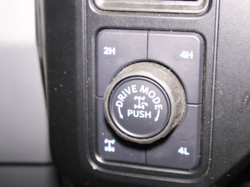 Used 2024 Ford F250 XLT w/ Tremor Off-Road Package image 41