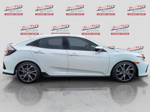 Used 2018 Honda Civic Sport image 6