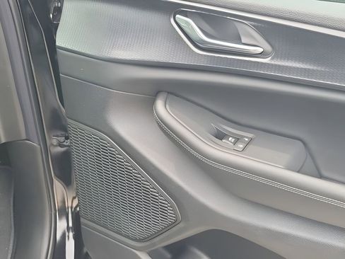 New 2025 Jeep Grand Cherokee L Laredo image 47