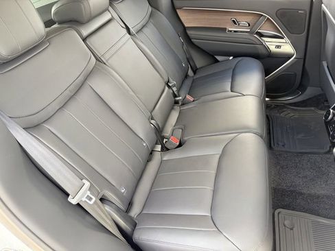 New 2026 Land Rover Range Rover SE AWD/4WD image 12