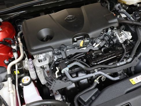 Used 2025 Toyota Camry XSE FWD image 25
