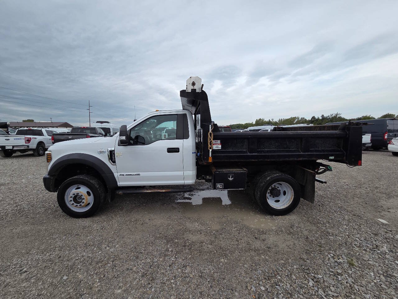 Used 2019 Ford F550 4x4 Regular Cab Super Duty image 6