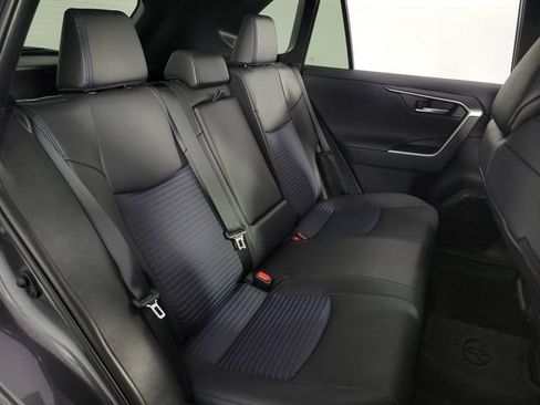 Used 2025 Toyota RAV4 XSE w/ Advanced Technology Package AWD/4WD image 17