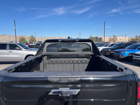 Used 2024 Chevrolet Silverado EV RST AWD/4WD image 7