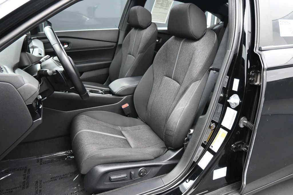 Used 2023 Honda Accord Sport image 12