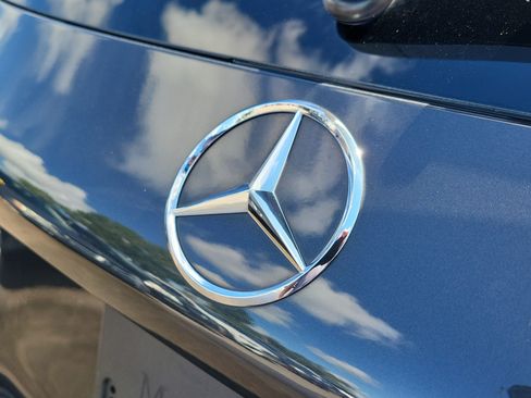 Certified 2022 Mercedes-Benz GLC 300 image 33