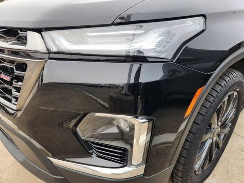 Used 2023 Chevrolet Traverse RS w/ LPO, Floor Liner Package image 7