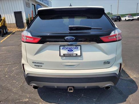 Certified 2020 Ford Edge SEL w/ Convenience Package AWD/4WD image 6