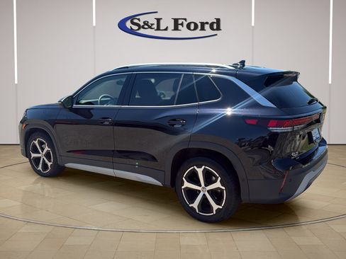 Used 2026 Volkswagen Tiguan SE FWD image 5