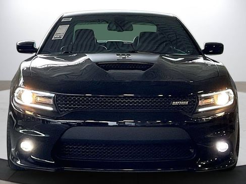 Certified 2018 Dodge Charger R/T RWD image 3