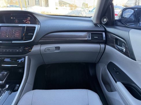 Used 2016 Honda Accord EX-L image 26