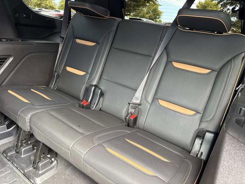 Used 2021 GMC Yukon AT4 w/ AT4 Premium Package AWD/4WD image 31