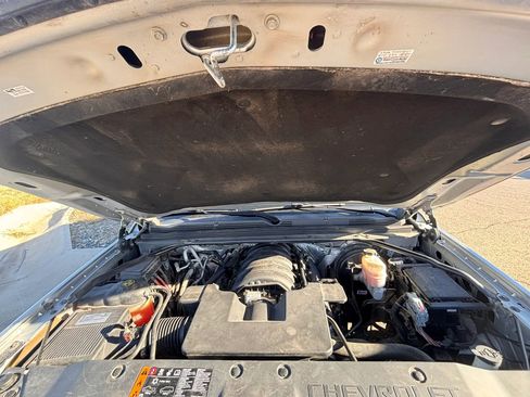 Used 2018 Chevrolet Tahoe LT AWD/4WD image 5