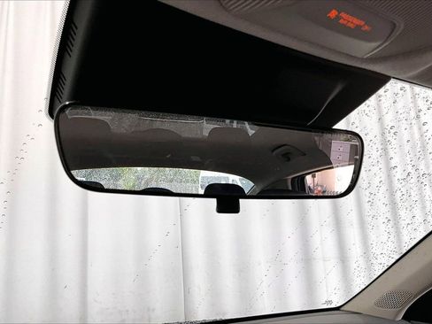 Used 2025 Kia K4 LXS image 17