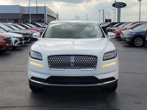 Certified 2023 Lincoln Nautilus Reserve AWD/4WD image 2