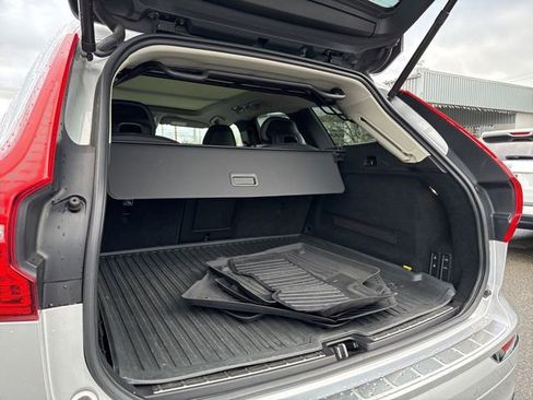 Used 2018 Volvo XC60 T6 Inscription w/ Luxury Seat Package image 15