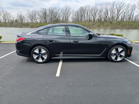 Used 2023 BMW i4 eDrive35 w/ Premium Package RWD image 5