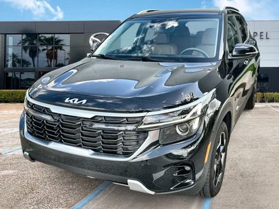 Used 2024 Kia Seltos EX