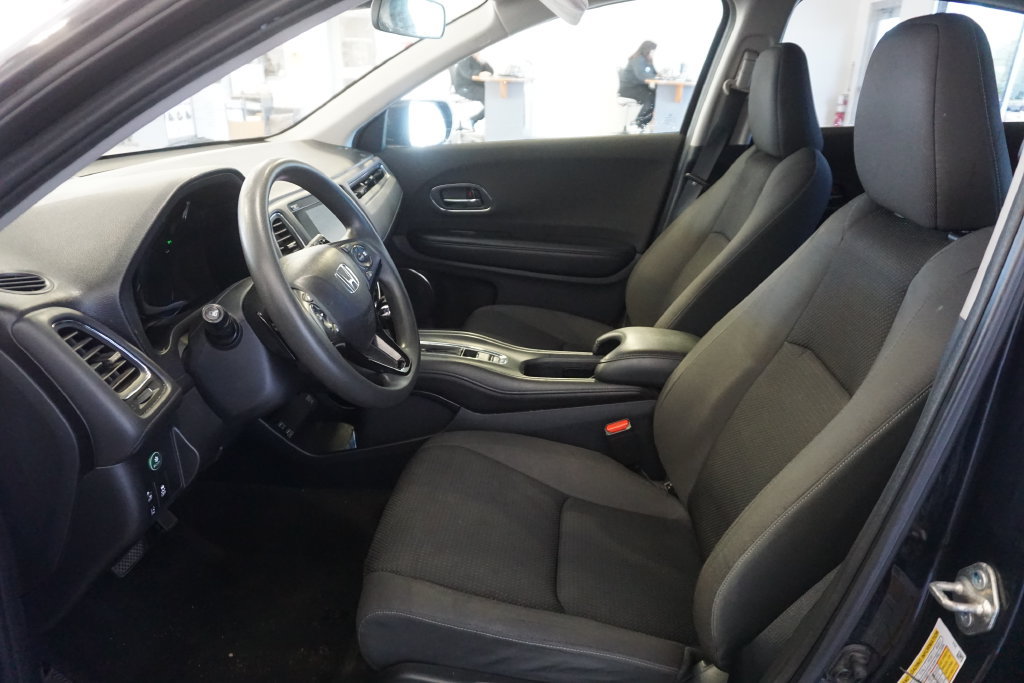 Used 2020 Honda HR-V EX image 18