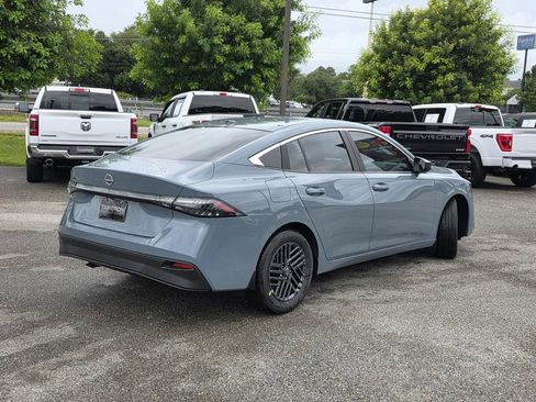 New 2026 Nissan Sentra SV FWD image 6