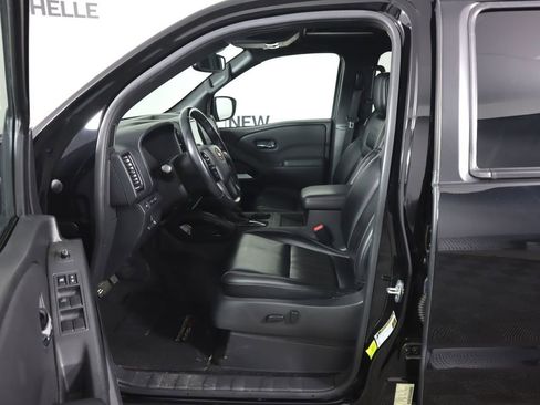 Used 2022 Nissan Frontier PRO-4X w/ Pro-4X Premium Package AWD/4WD image 9