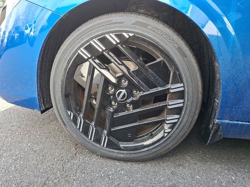 New 2026 Nissan Sentra SR w/ Floor Mat Package image 4