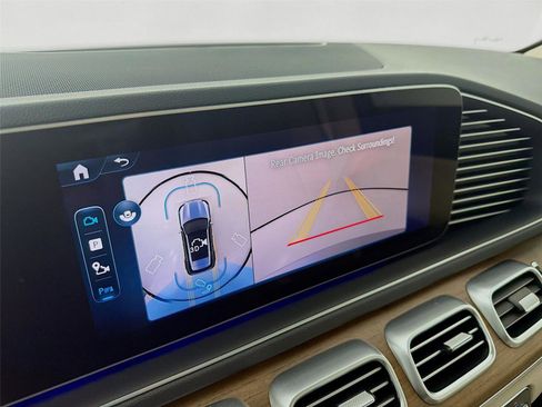 Used 2025 Mercedes-Benz GLE 350 4MATIC image 17