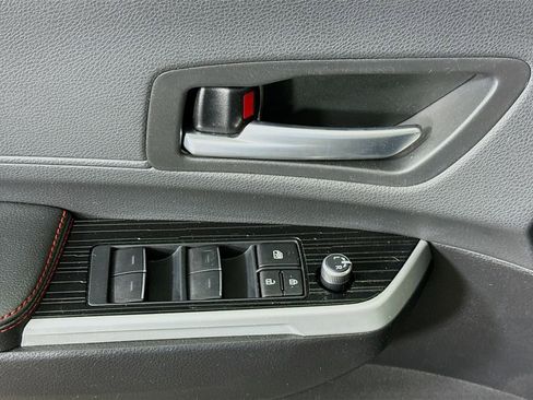Certified 2025 Toyota Sienna XSE AWD/4WD image 25