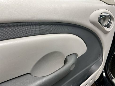 Used 2008 Chrysler PT Cruiser Touring w/ Sound Group II image 18