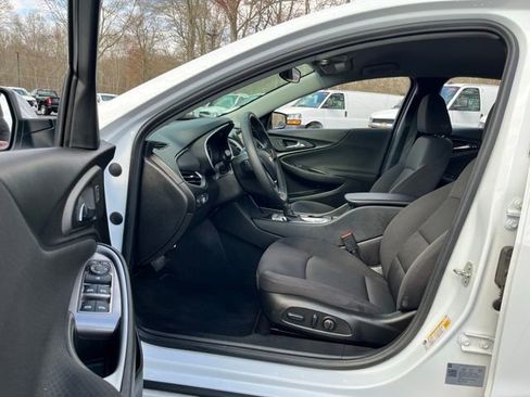 Used 2023 Chevrolet Malibu RS FWD image 14