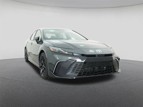 New 2026 Toyota Camry SE image 30