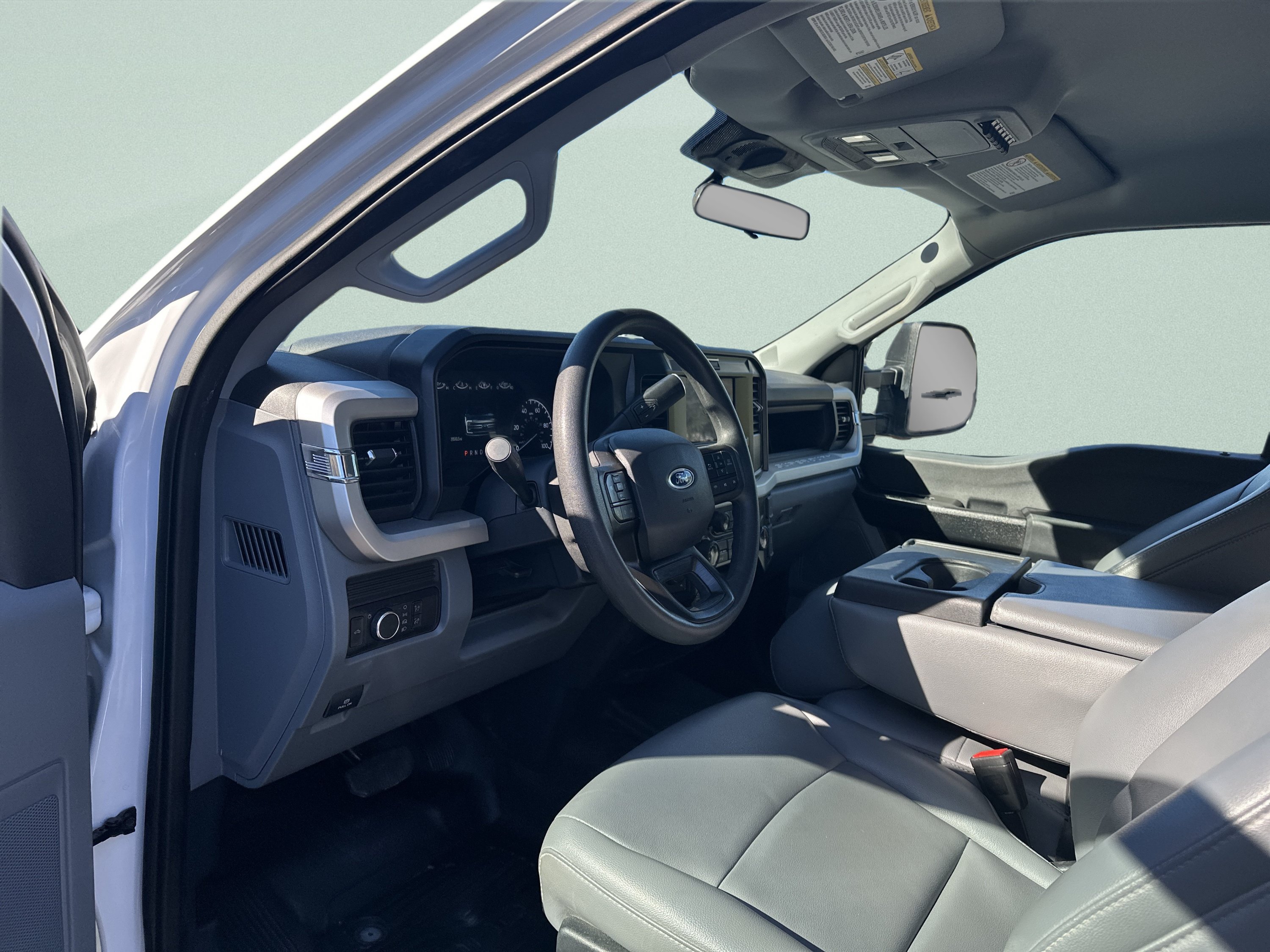 Used 2025 Ford F250 XL AWD/4WD image 10