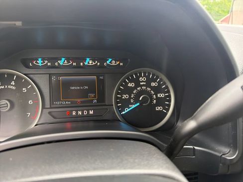 Used 2019 Ford F150 XLT w/ Equipment Group 302A Luxury AWD/4WD image 17
