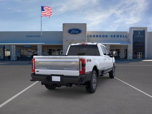 New 2025 Ford F350 King Ranch w/ FX4 Off-Road Package image 8