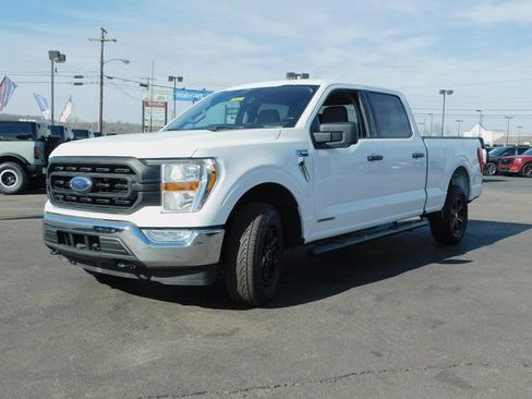 Used 2022 Ford F150 XLT w/ Equipment Group 301A Mid image 4